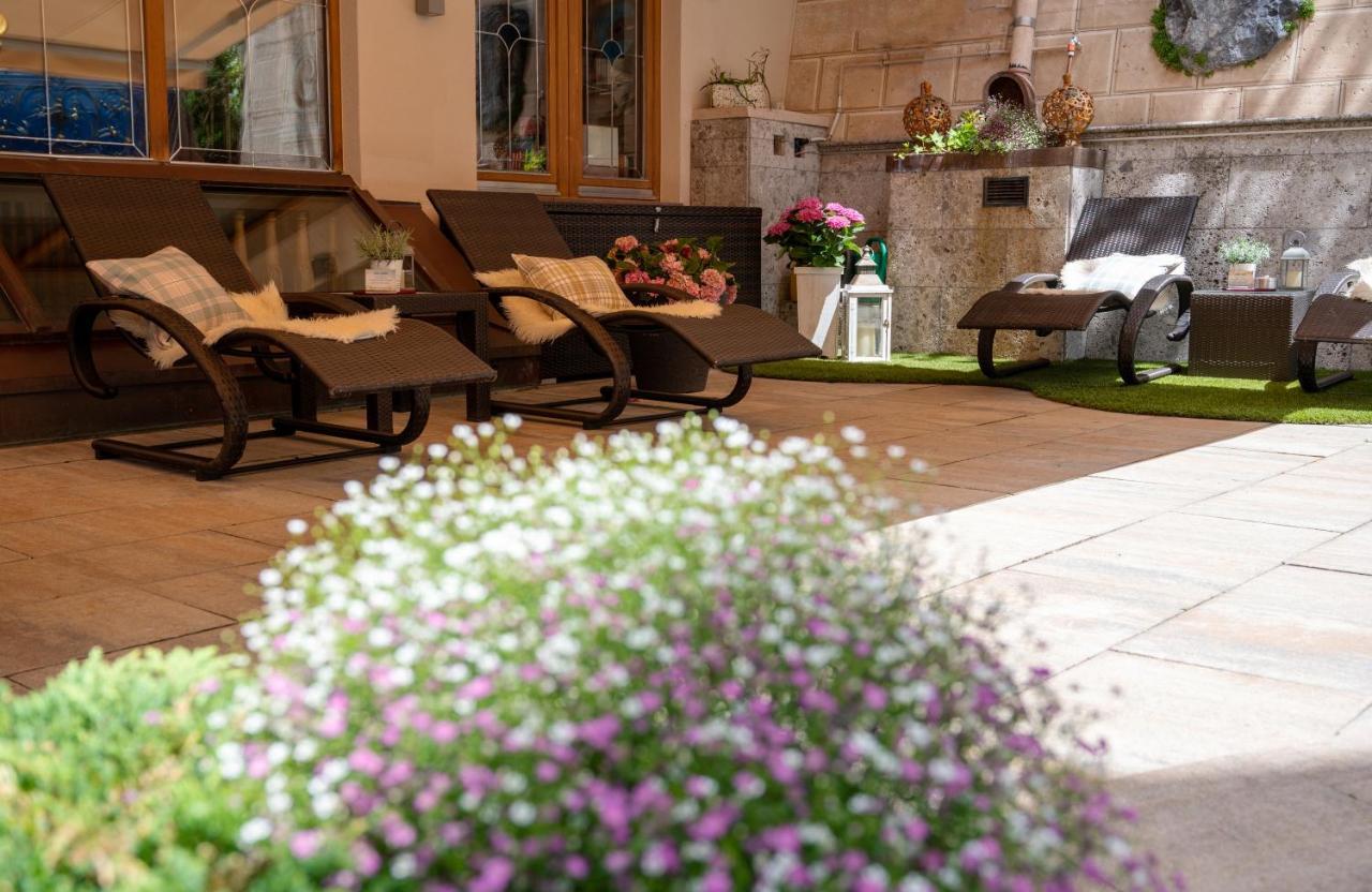 Hotel Sonne Ischgl Bagian luar foto