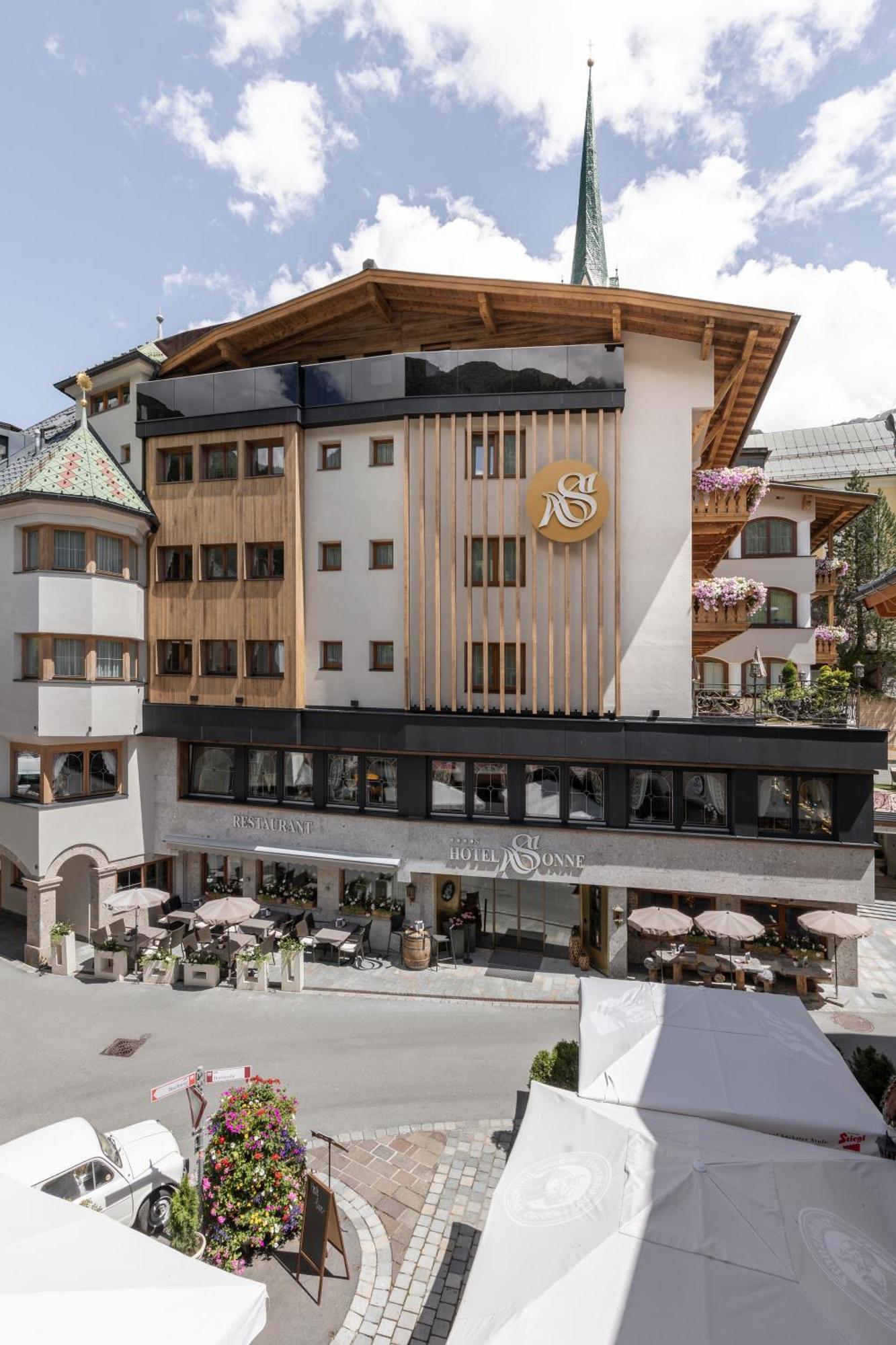 Hotel Sonne Ischgl Bagian luar foto