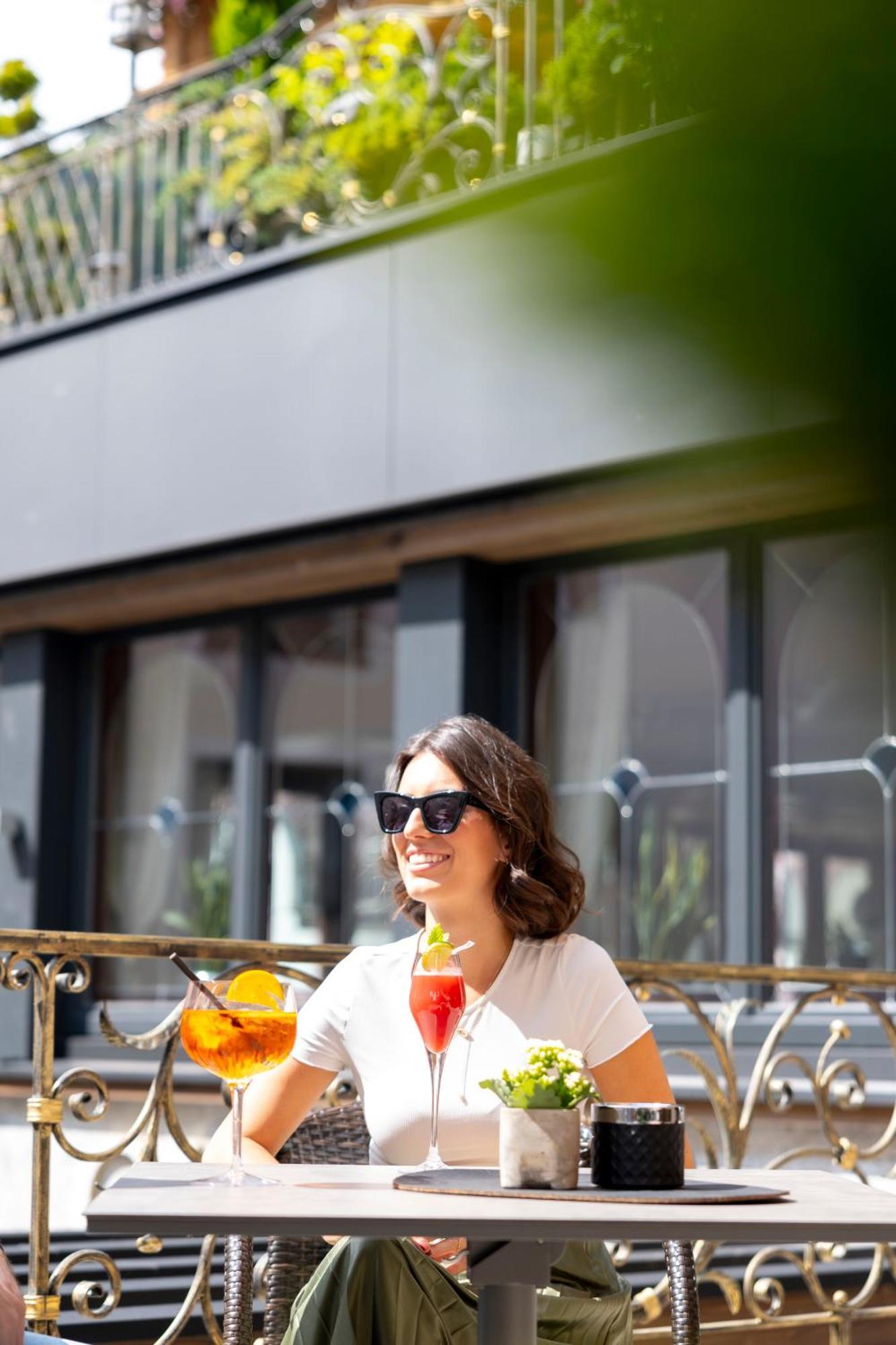 Hotel Sonne Ischgl Bagian luar foto