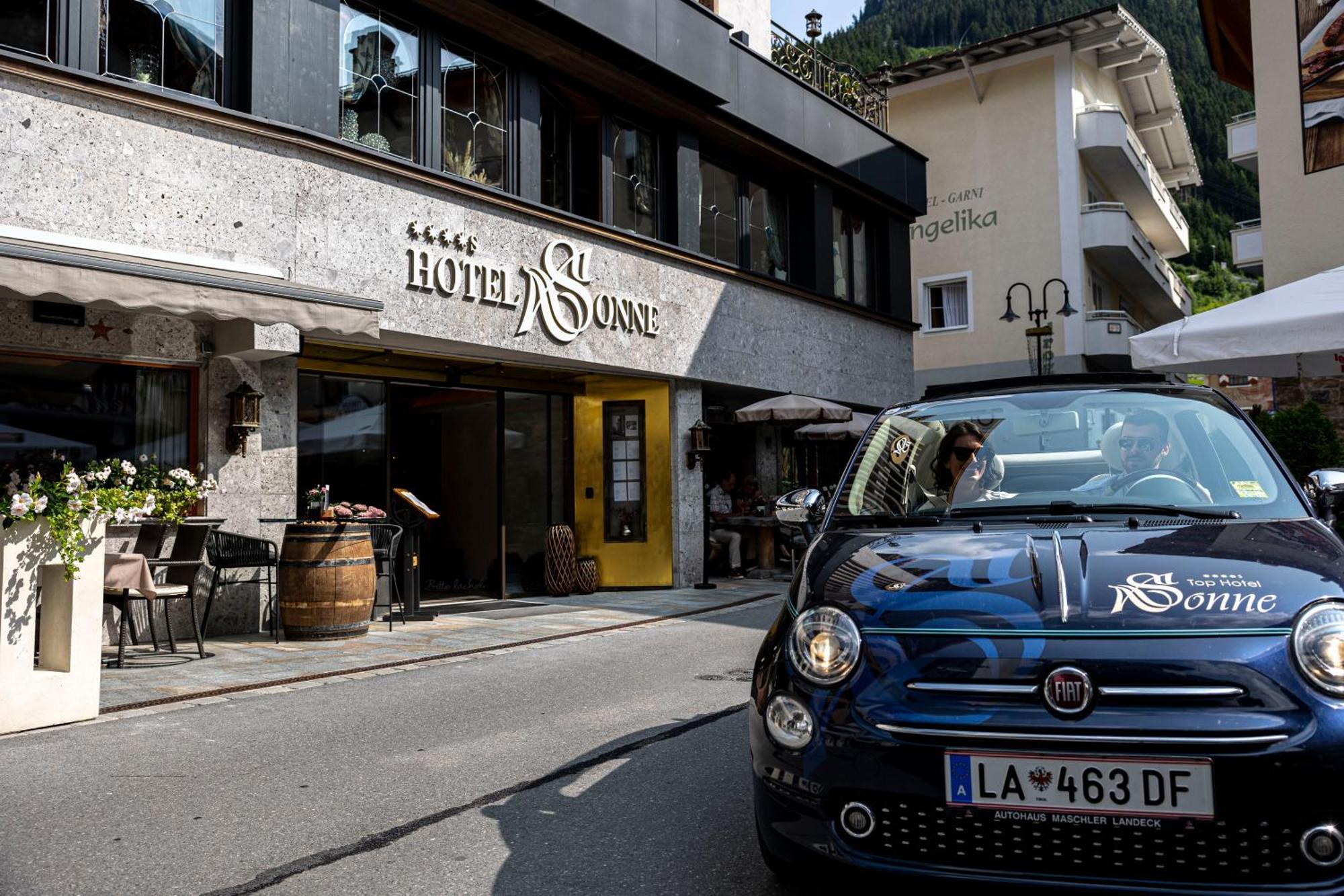 Hotel Sonne Ischgl Bagian luar foto