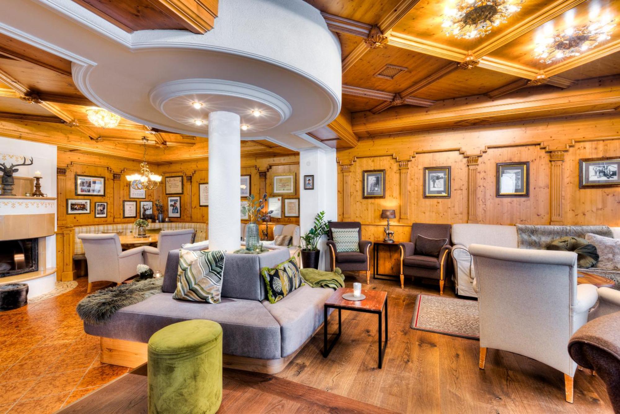 Hotel Sonne Ischgl Bagian luar foto